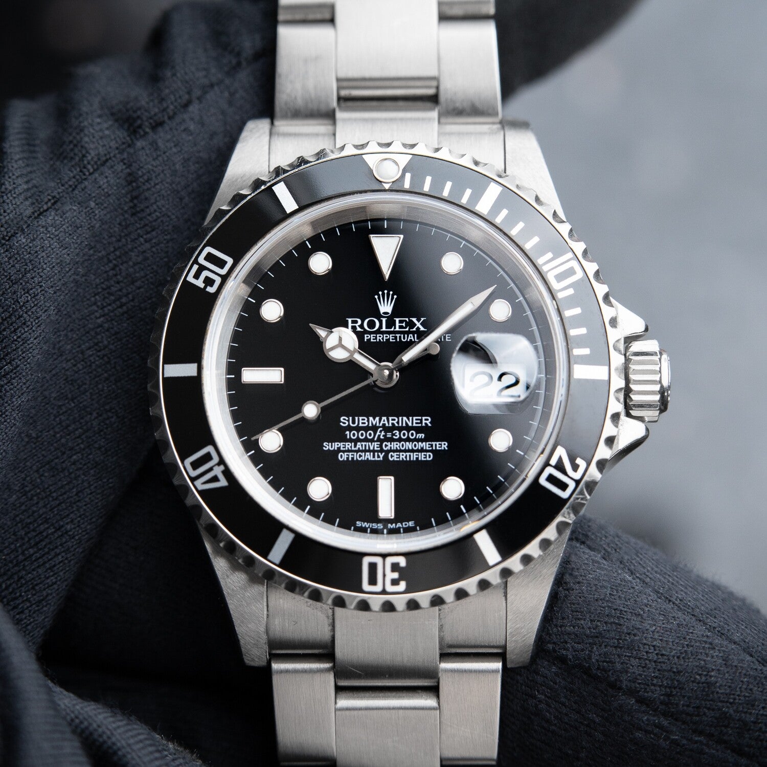 Rolex Submariner Date Oyster Perpetual Diver Black Steel Bracelet 40mm