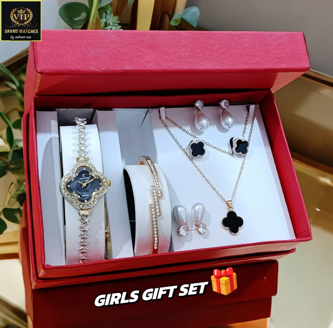 HIGH QUALITY GIRLS DIAMONDS STONES JEWELRY WATCH⌚
